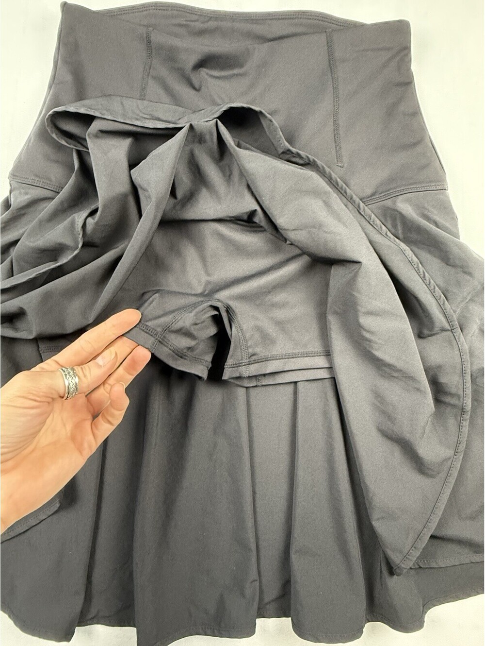Halara High Drop Waisted Tennis Skirt Skort M Black Rouched Flowy Stretch Long - Picture 2 of 9